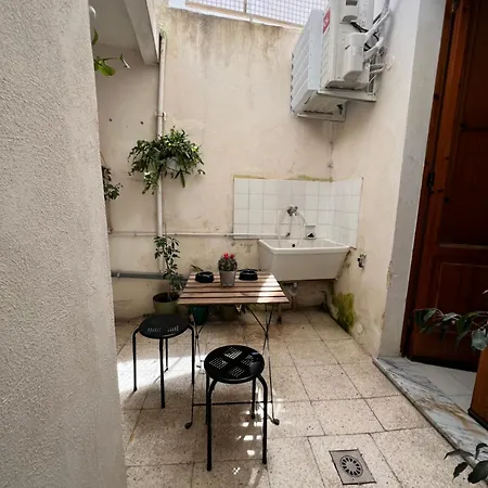 Handy Pergola Appartement *