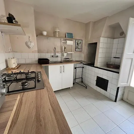 Handy Pergola Appartement *